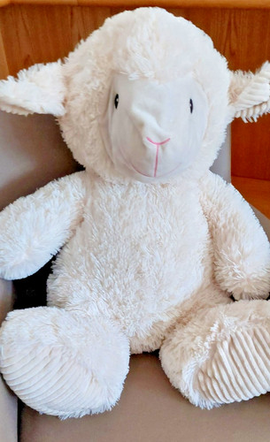 Großes schaf kuscheltier - schaf,