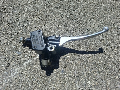 Suzuki 125 bremspumpe - suzuki,