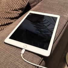 Apple iPad Air 2 A1566 defekt