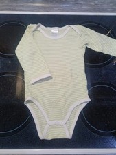 Weiß/bunt gestreifter langarm