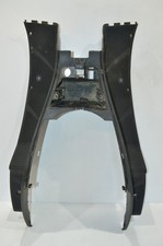 YAMAHA MAJESTY YP 125 R TRITTBRETT INNENRAUM FUßRAUM INNENVERKLEIDUNG FUßABLAGE