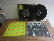 Kraftwerk Radio-Aktivität GERMAN 1st PRESS with all STICKERS wow....70s LP