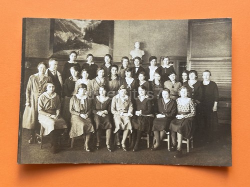 Maiden der gewerbeschule - der,