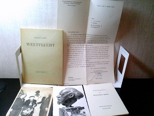 Weltflucht mit original - weltflucht, (