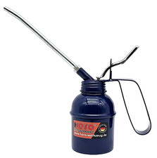 Ölkännchen Ölspritzkanne