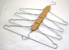 Mehrfachkleiderbügel / Jacken und Hosen Bügel (aus Metall & Holz) Raumsparbügel