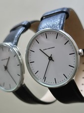 Armbanduhr im Arne Jacobsen