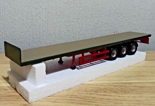 Corgi scale model plain - corgi,