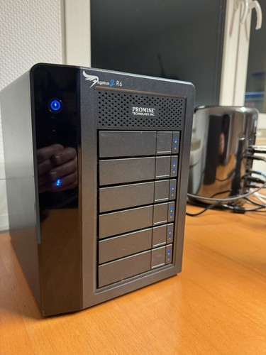 Promise pegasus2 12tb raid - promise,