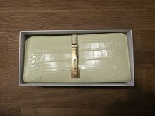 GUESS Damen Geldbörse