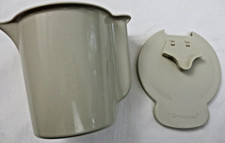 Tupperware Milchkännchen mit Deckel 
