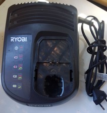 Original Ryobi BCL1418 Schnellladegerät Akku Ladegerät 14,4V - 18V --- 3A gebr.