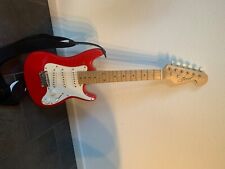 E Gitarre Career leichte Gebrauchsspuren (inklusive Klinke Kabel)