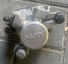 Bremssattel & Halteplatte hinten Kawasaki Z1000 ABS (ZRT00B) 07-09