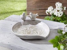 Vogeltränke Vogelbad