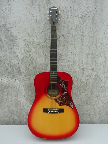 Alte gitarre holzgitarre - gitarre,