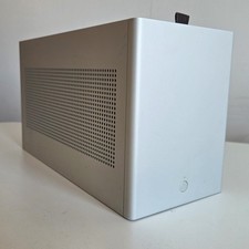 Gaming PC – Louqe Ghost S1