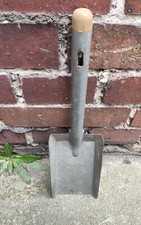 Schippe Schaufel Kohlenschippe ASCHESCHAUFEL kleine Metallschaufel 