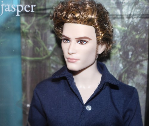 Barbie the twilight saga - barbie, 2012