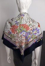 LUCIANO SOPRANI Tuch Carré