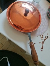 Runde Kupferpfanne mit Deckel