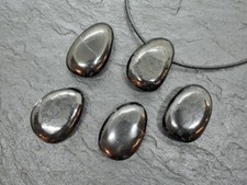 SCHUNGIT Edelsteinanhänger Trommelstein-gebohrt +natur+ mit Baumwollband