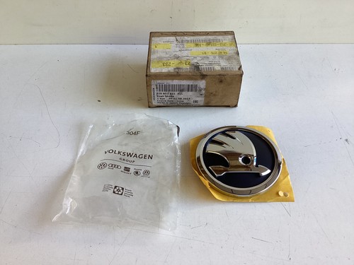Skoda logo emblem 5j0853621 - logo-emblem,