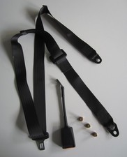 3-Punkt Gurt - Kein Automatikgurt - Manuell einzustellen