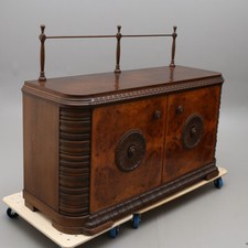 Art Deco anrichte kaukasischer