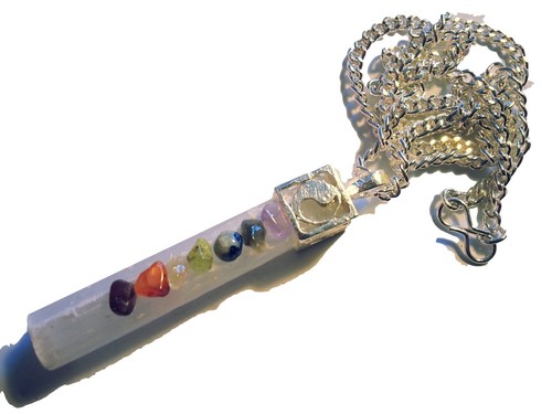 Chakra yin yang - yin, selenit