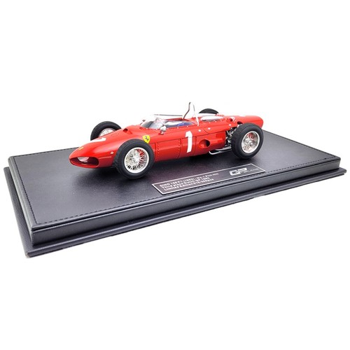 Replicas 1962 phil hill - phil,