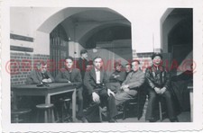 H584 Foto Hamburg 1939/40 Zivilisten im Luftschutzkeller nach RAF Bombenangriff