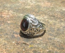 Ω Ring Granat rot Stein d
