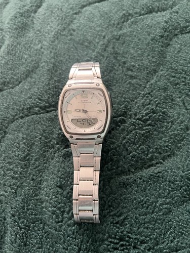Casio quartz illuminator - casio, aw-81