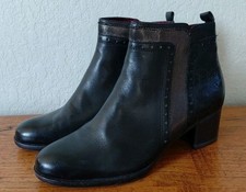 Tamaris Black Leather Ankle