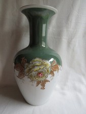 Große dekorative Bodenvase