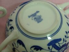 5 Hutschenreuther Selb Bavaria Germany Geschirr   Zwiebelmuster Suppentassen