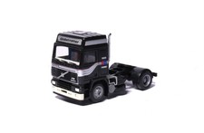 Albedo - Volvo F12 Globetrotter Zgm. 2-achsig - schwarz - 470 Power...