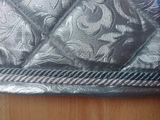 Schabracke Sattelunterlage Barock Silber XXL-lang Barocksattel