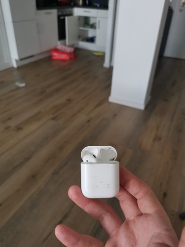 Apple airpods generation - 2.,