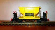 LGB/PLAYMOBIL  gelber Schotterwagen