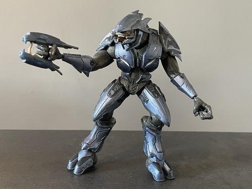 Halo blue combat elite - combat,