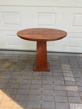 Ovaler Beistelltisch