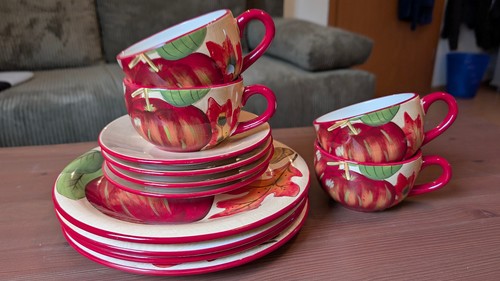 Buntes service aus - buntes, keramik