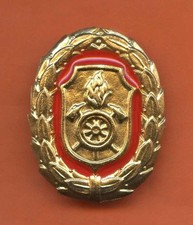 BAYERN FEUERWEHR - LEISTUNGSABZEICHEN, GOLD ROT, CARL POELLATH. (D658)