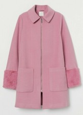 Gerade geschnittener Mantel