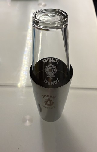 Bombay sapphire gin cocktail - gin,