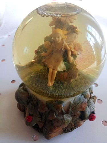 Superbe figurine decorative - superbe, decorative-