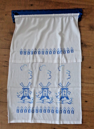 Alter handtuchhalter blau 3 - ,
