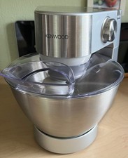 Kenwood KM266 Küchenmaschine Silberoptik mit Edelstahl Rührschüssel und Zubehör